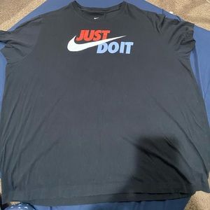 Nike shirt size 3xl